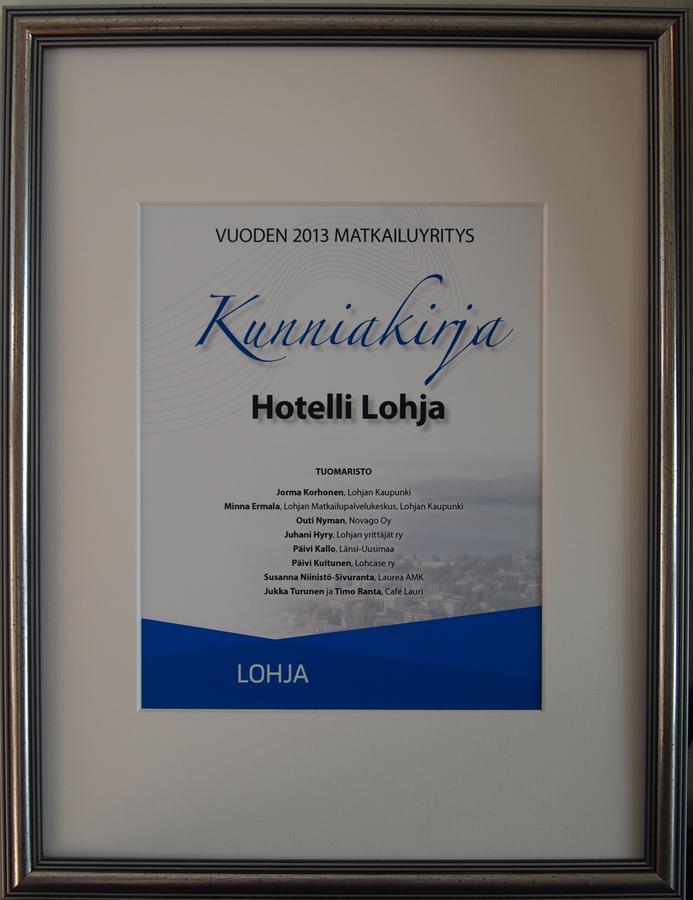 Hotelli Лохья Экстерьер фото